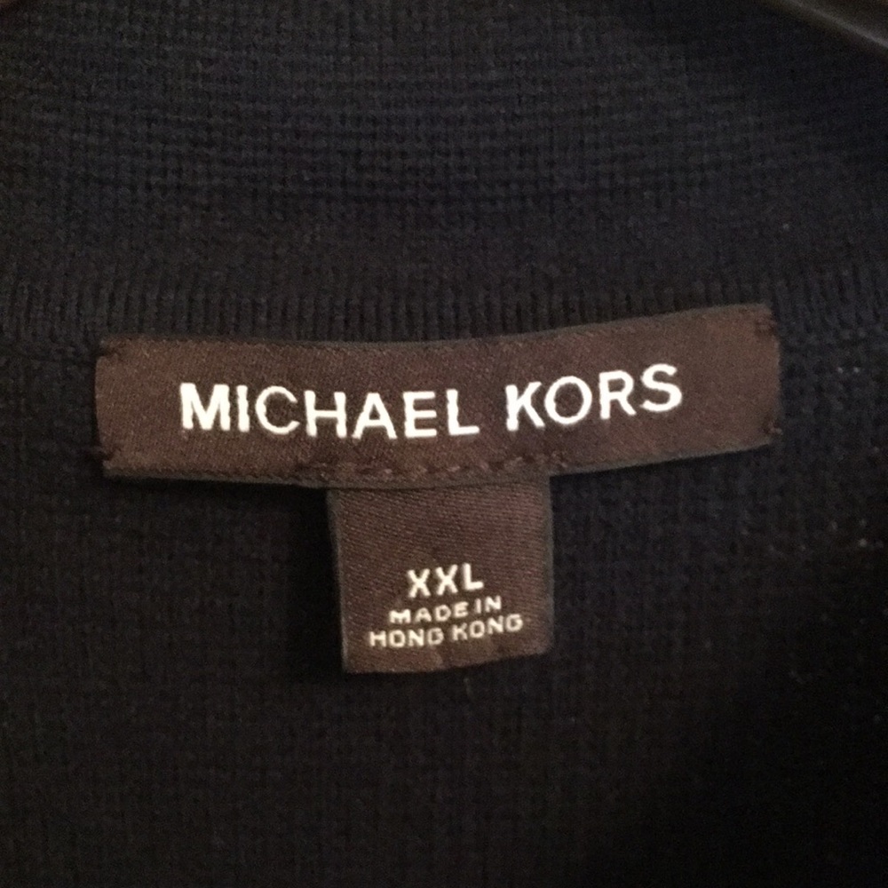 Men t- sweater. - Picture 3 of 11
